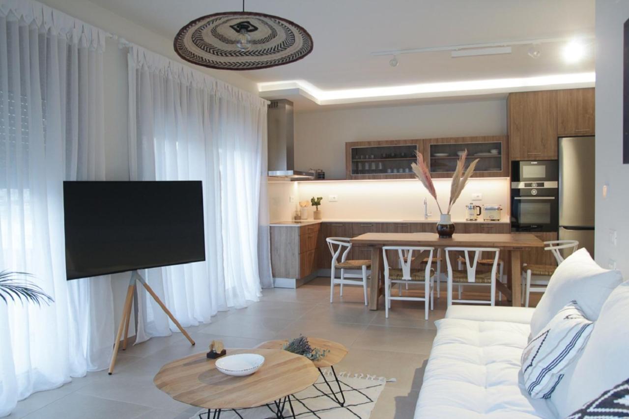 Elounda Katikia Luxury Living Apartment ภายนอก รูปภาพ